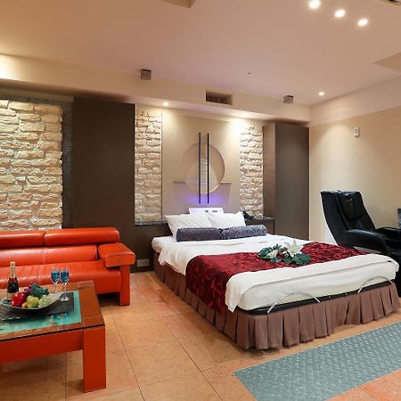 Hotel Axis -アクシス- (Adults Only) Οσάκα Εξωτερικό φωτογραφία