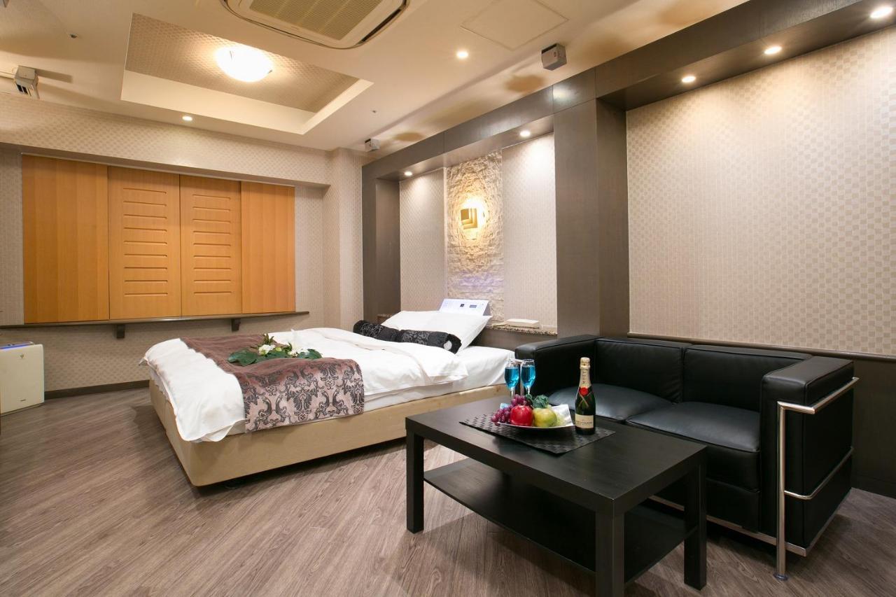 Hotel Axis -アクシス- (Adults Only) Οσάκα Εξωτερικό φωτογραφία