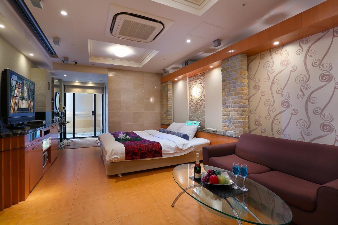 Hotel Axis -アクシス- (Adults Only) Οσάκα Εξωτερικό φωτογραφία