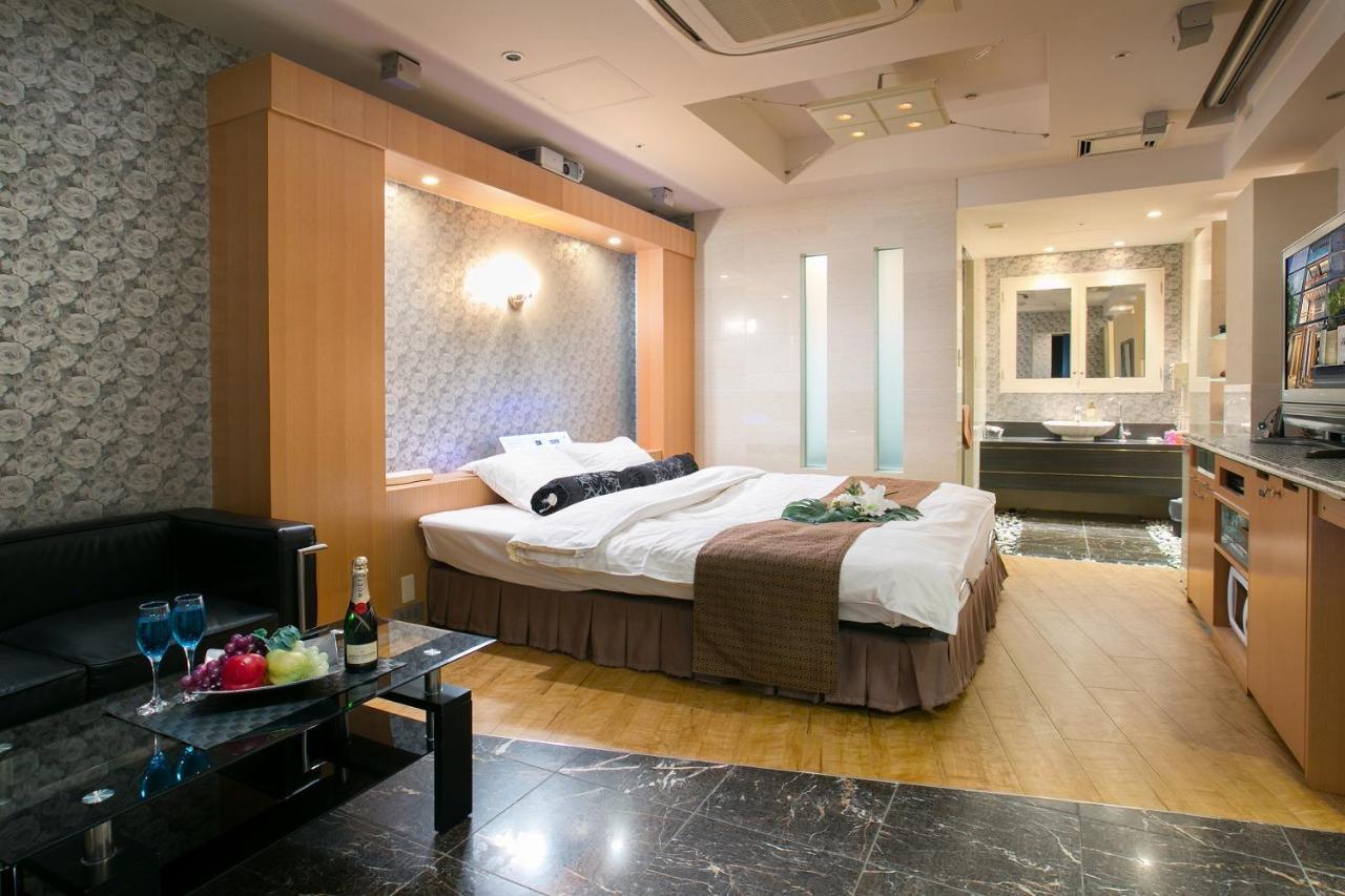 Hotel Axis -アクシス- (Adults Only) Οσάκα Εξωτερικό φωτογραφία